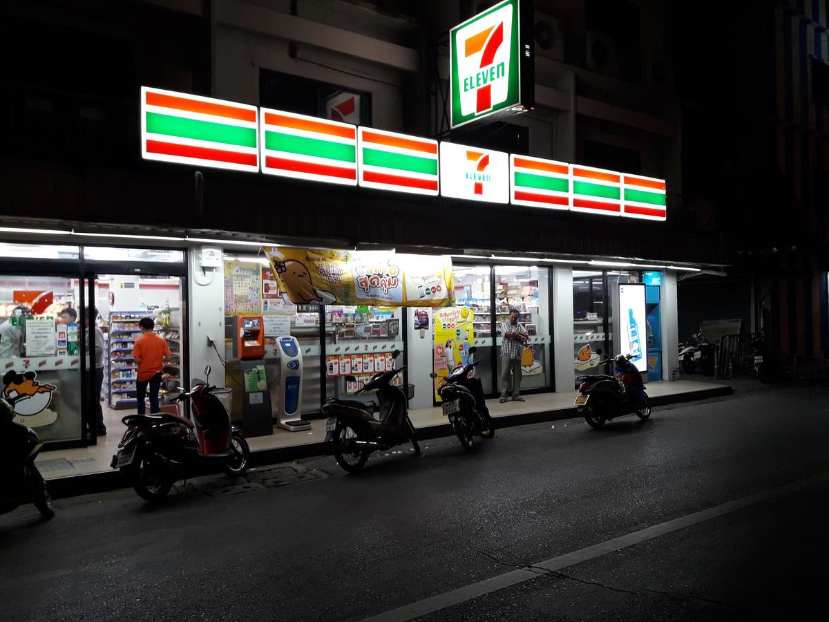 Backpack Planet Hostel Bangkok Bagian luar foto
